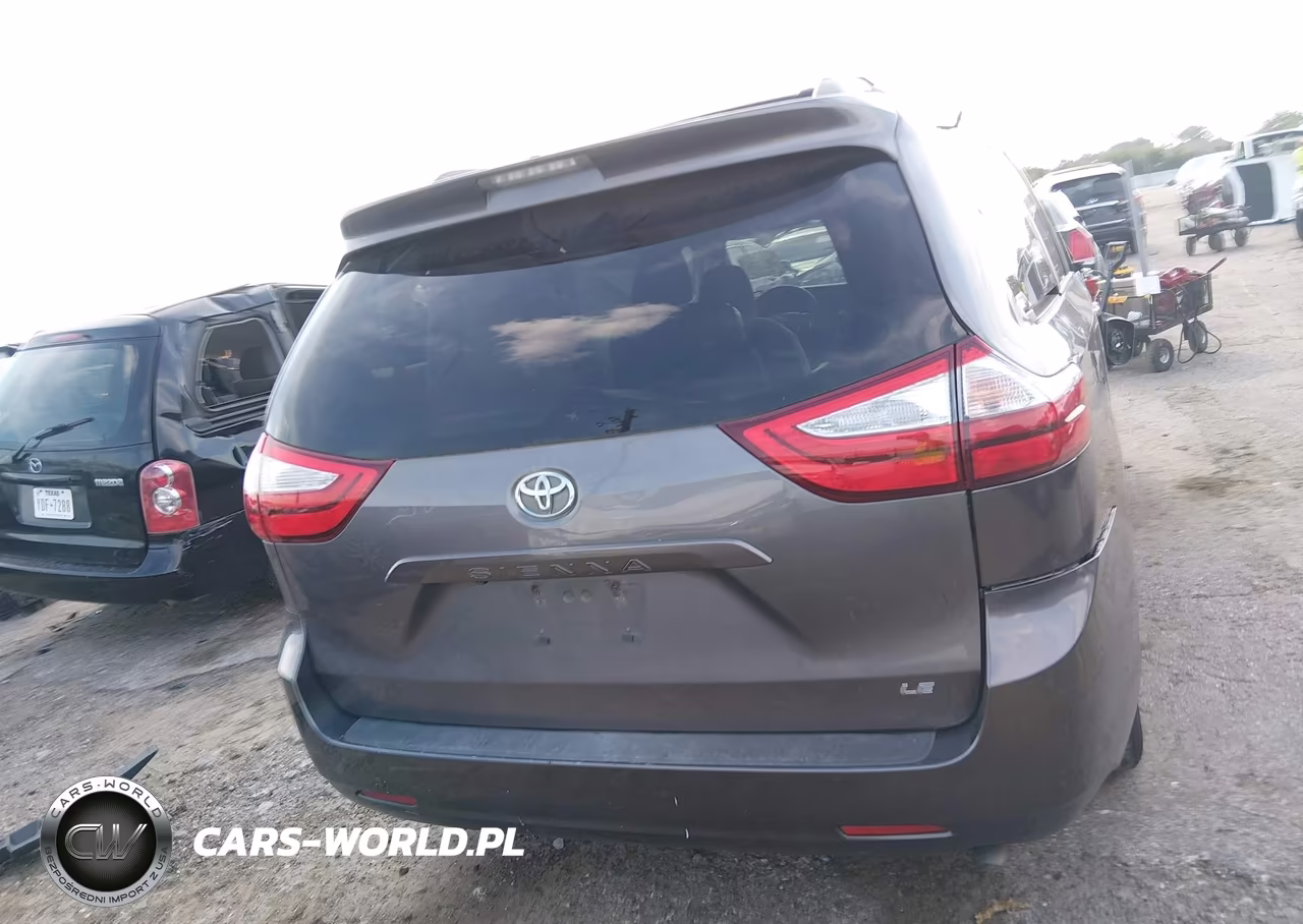 2015 Toyota Sienna Le 8 Passenger VIN:5TDKK3DC9FS689163 - 16