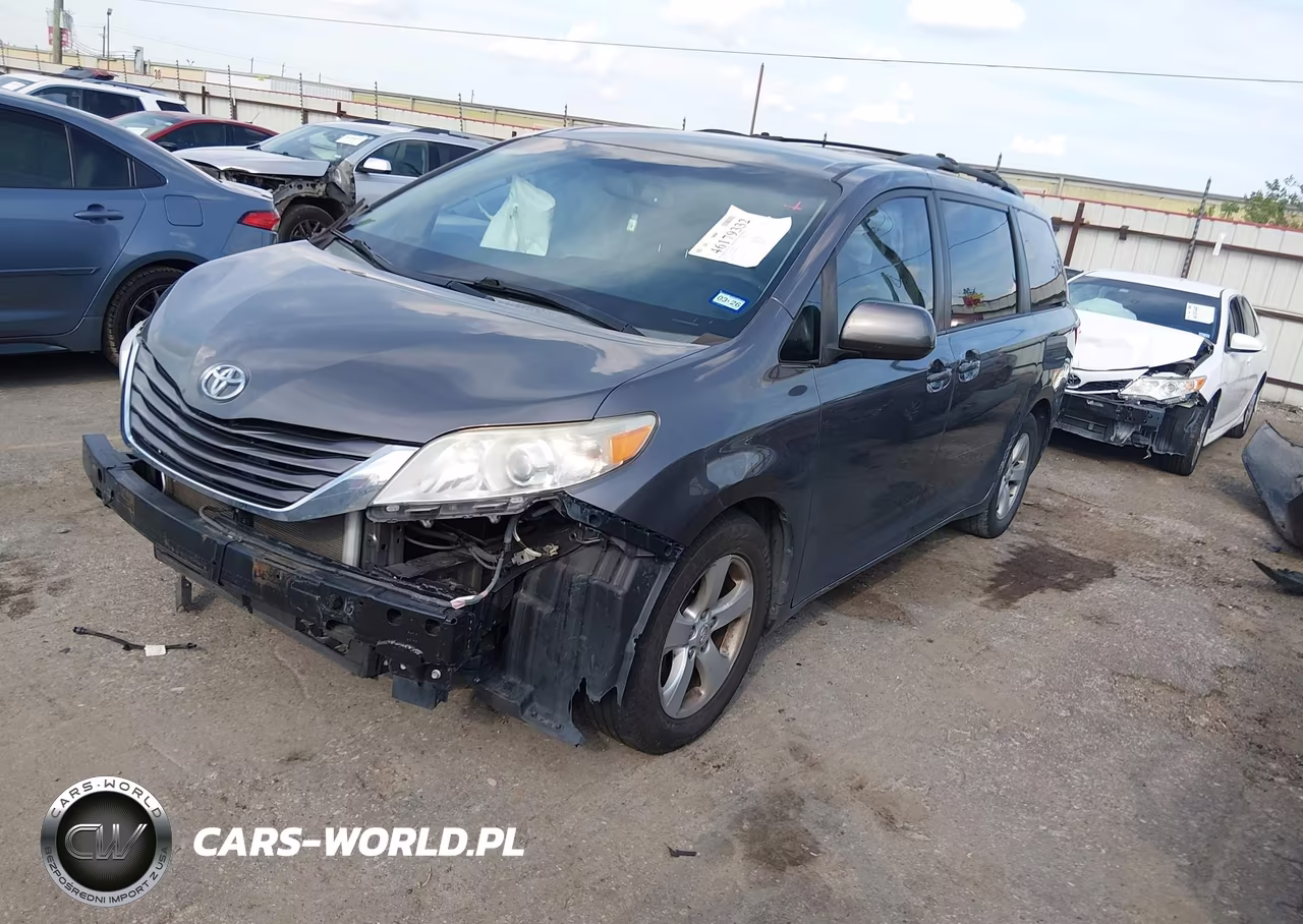 2015 Toyota Sienna Le 8 Passenger VIN:5TDKK3DC9FS689163 - 2