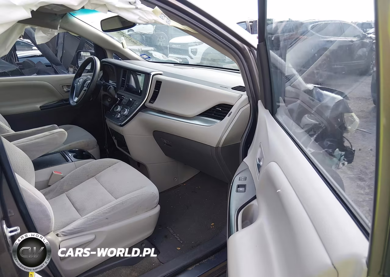 2015 Toyota Sienna Le 8 Passenger VIN:5TDKK3DC9FS689163 - 5