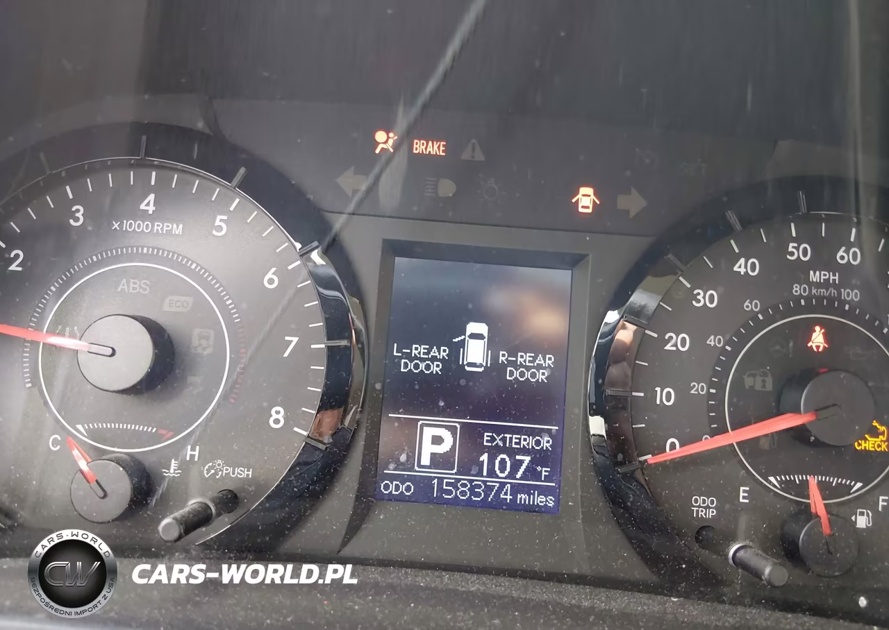 2015 Toyota Sienna Le 8 Passenger VIN:5TDKK3DC9FS689163 - 7