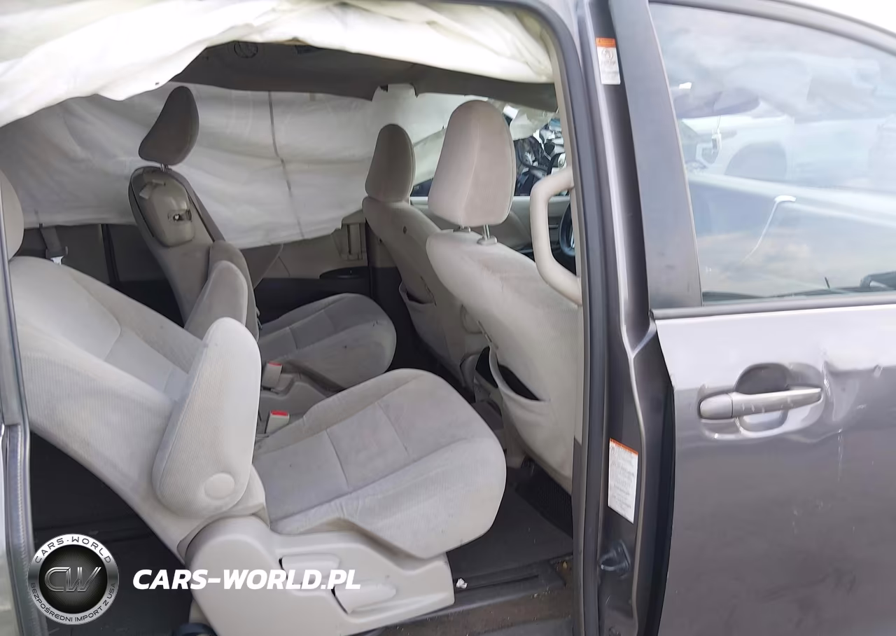 2015 Toyota Sienna Le 8 Passenger VIN:5TDKK3DC9FS689163 - 8