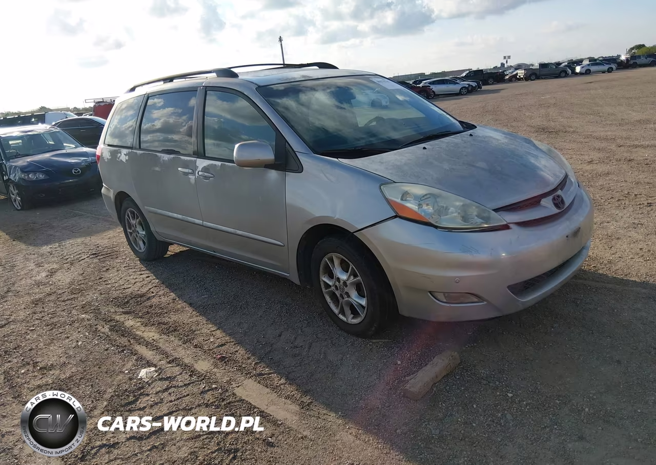 2010 Toyota Sienna Xle VIN:5TDYK4CC6AS318469 - 1