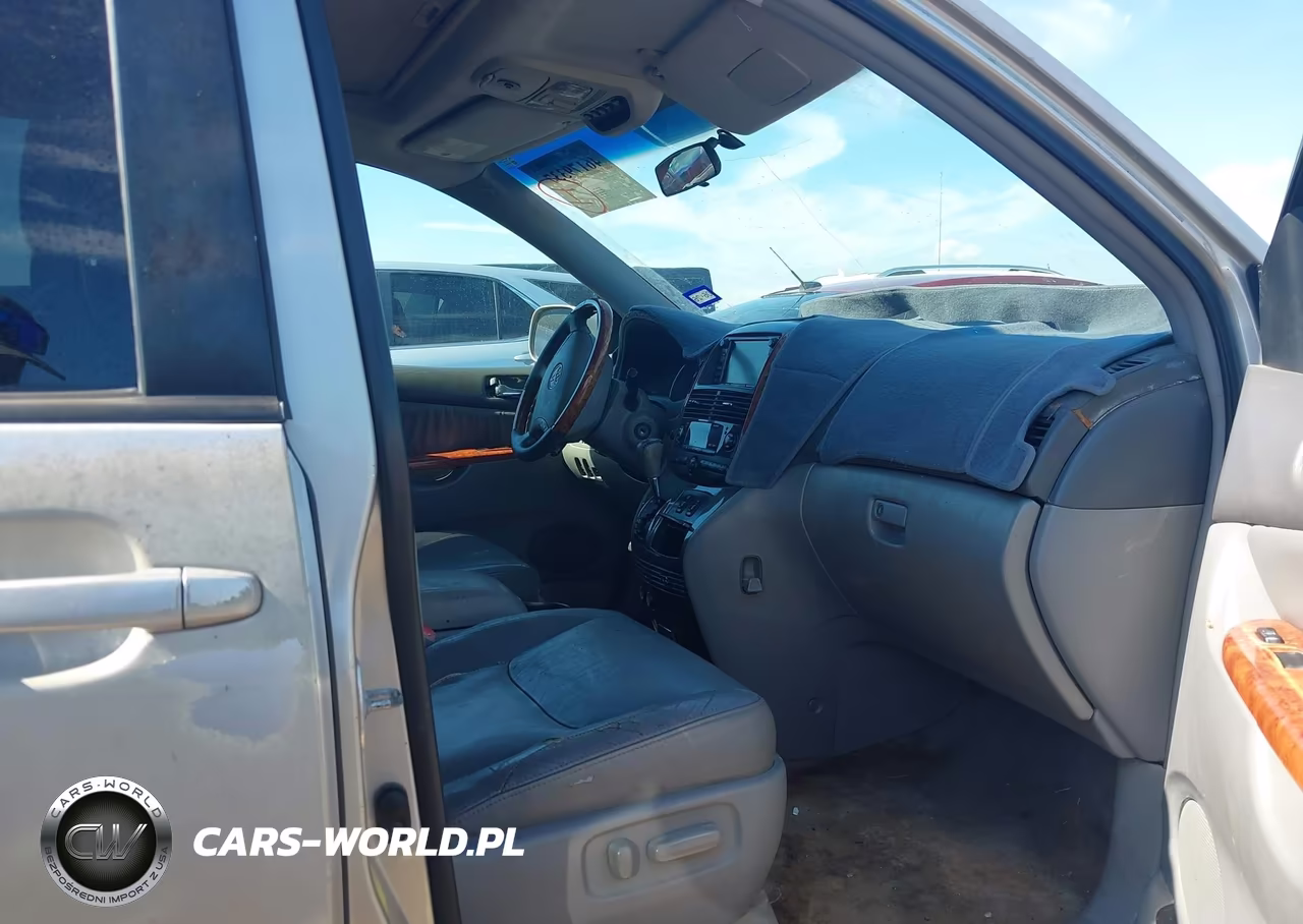 2010 Toyota Sienna Xle VIN:5TDYK4CC6AS318469 - 5