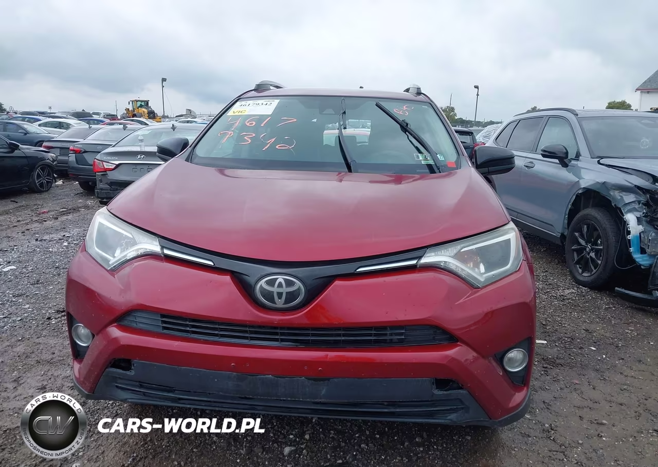2018 Toyota Rav4 Le VIN:2T3BFREV5JW713697 - 12
