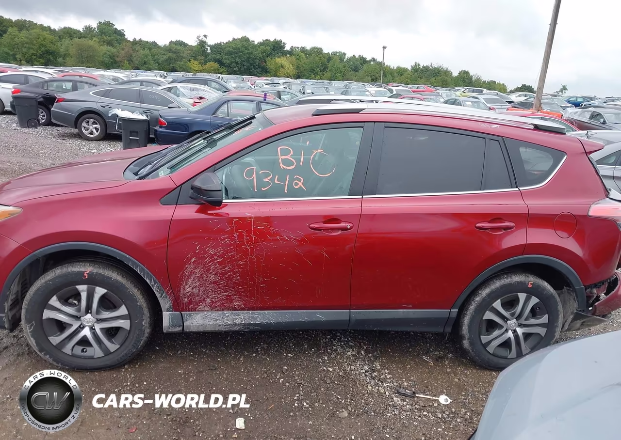 2018 Toyota Rav4 Le VIN:2T3BFREV5JW713697 - 14