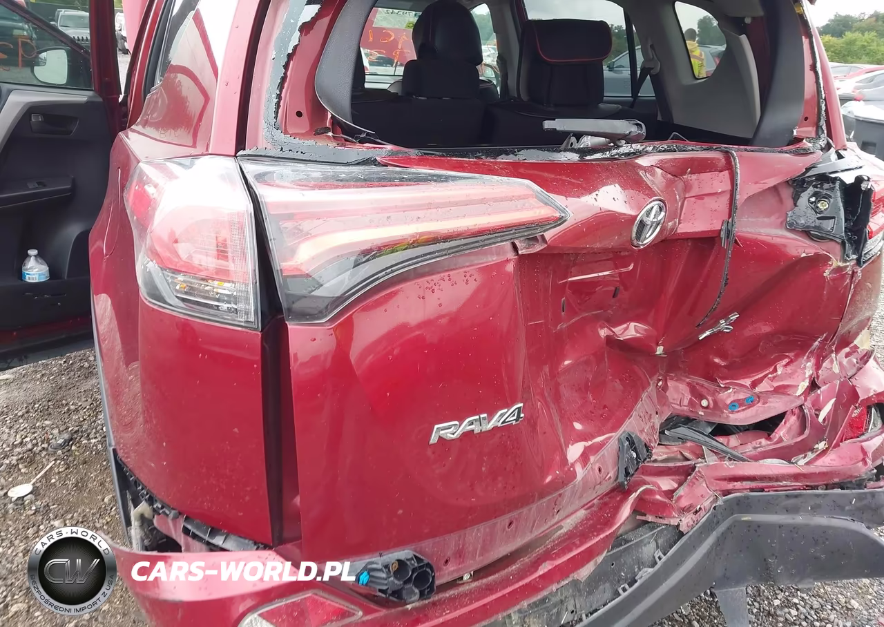 2018 Toyota Rav4 Le VIN:2T3BFREV5JW713697 - 6