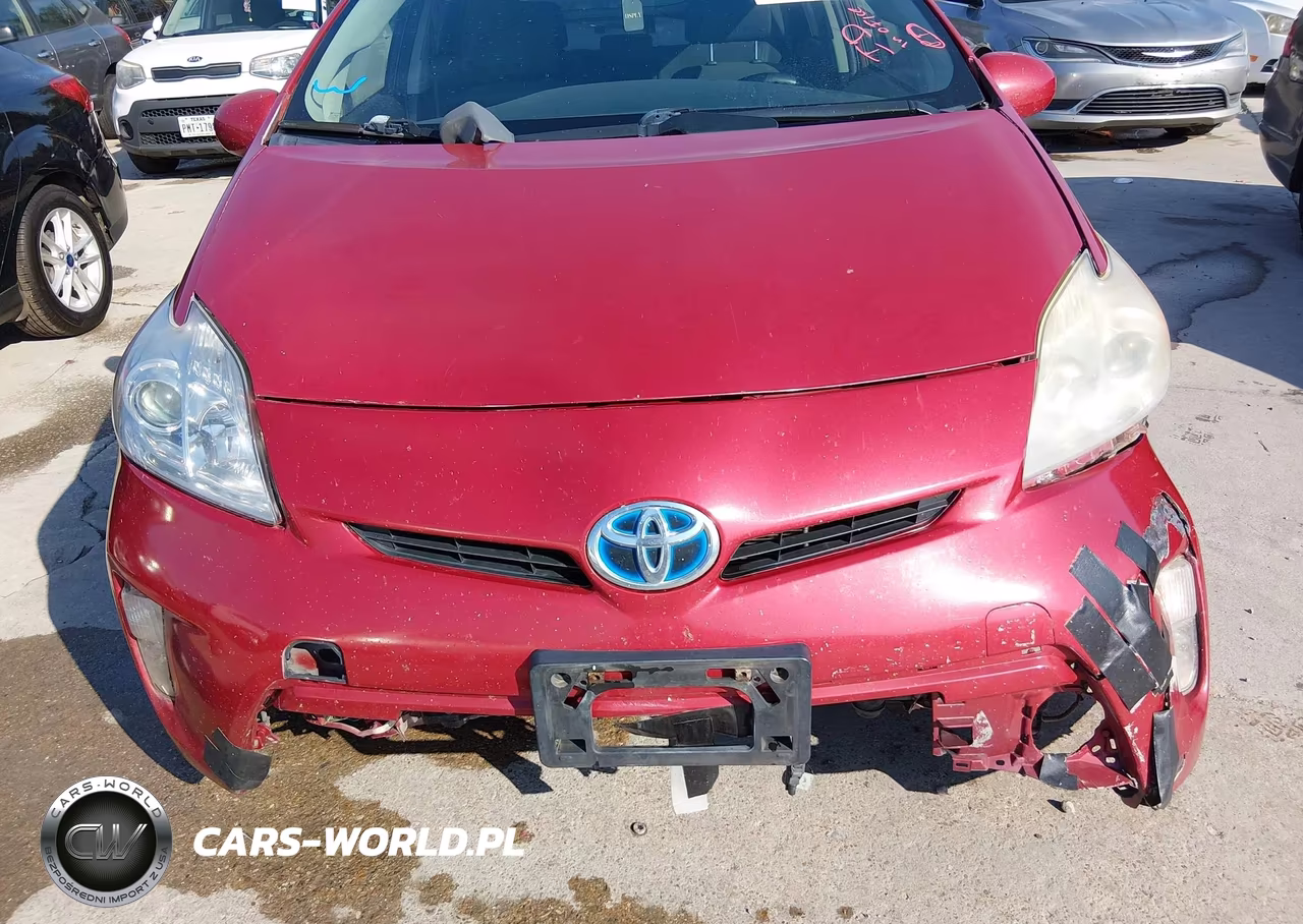 2013 Toyota Prius Two VIN:JTDKN3DU8D1639221 - 10