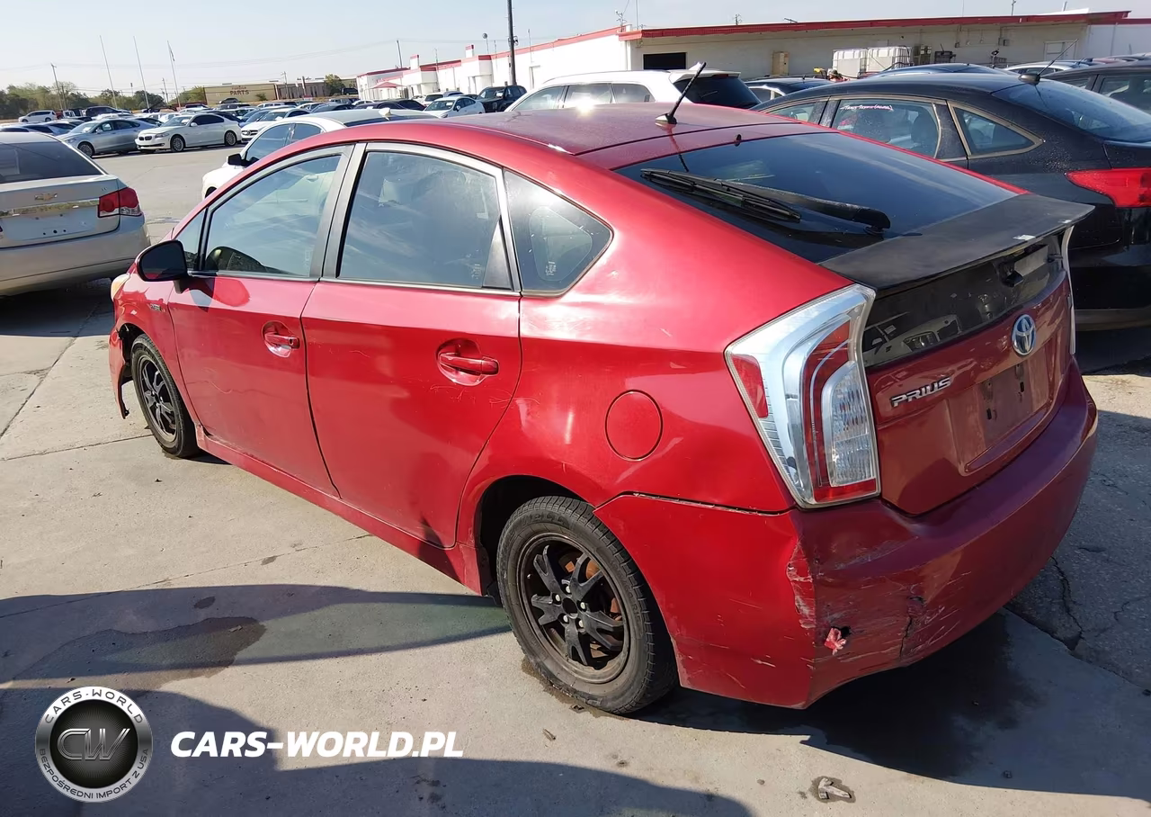 2013 Toyota Prius Two VIN:JTDKN3DU8D1639221 - 3