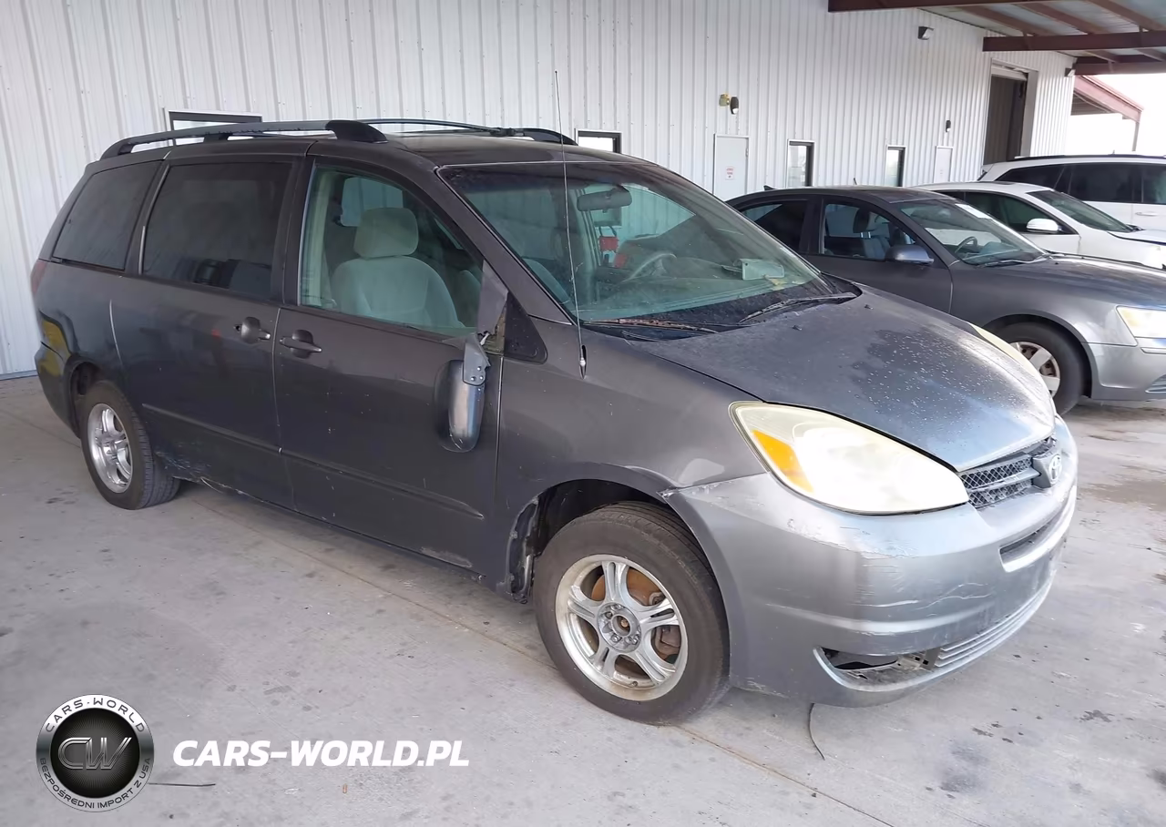 2005 Toyota Sienna Le