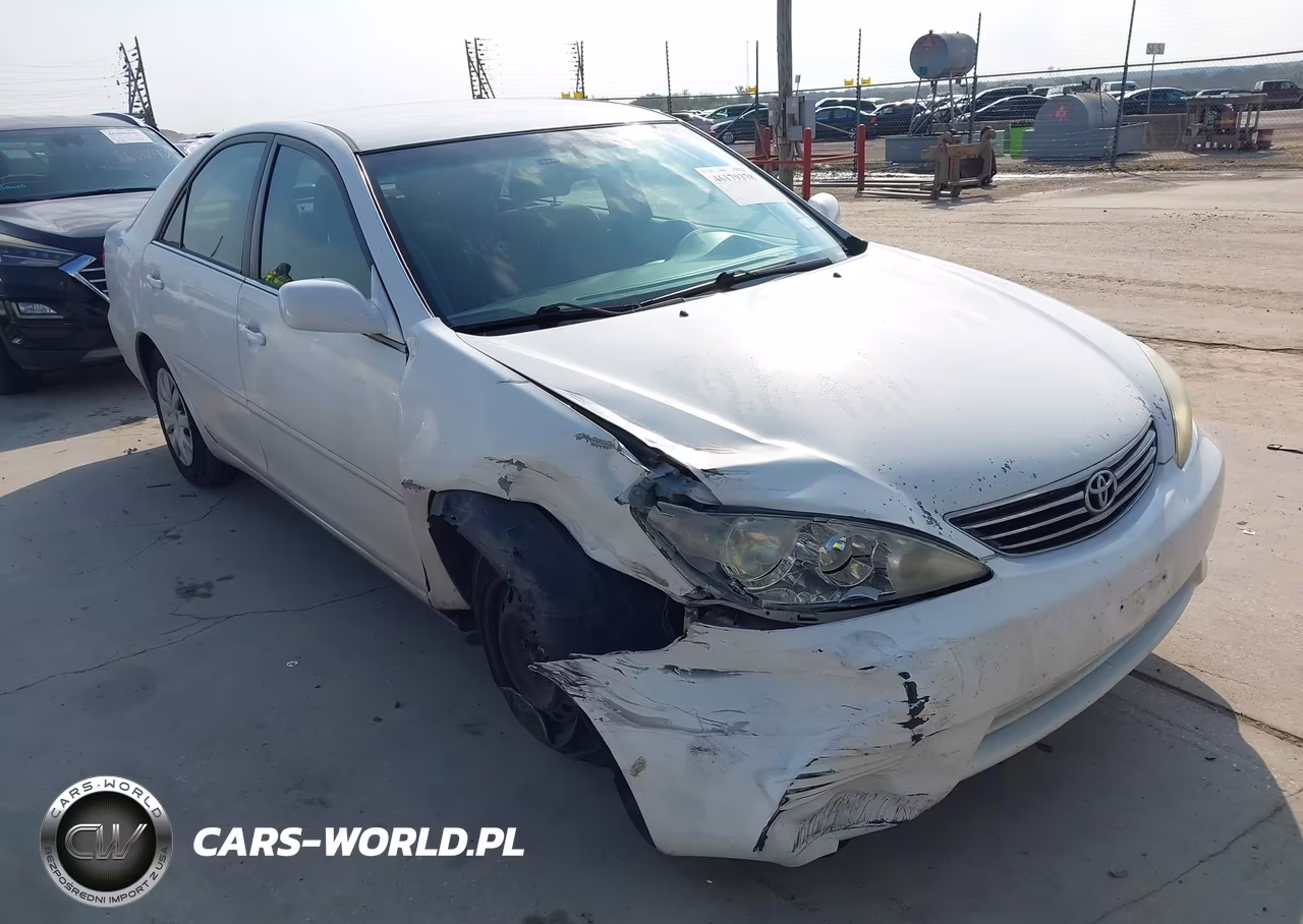 2005 Toyota Camry Le