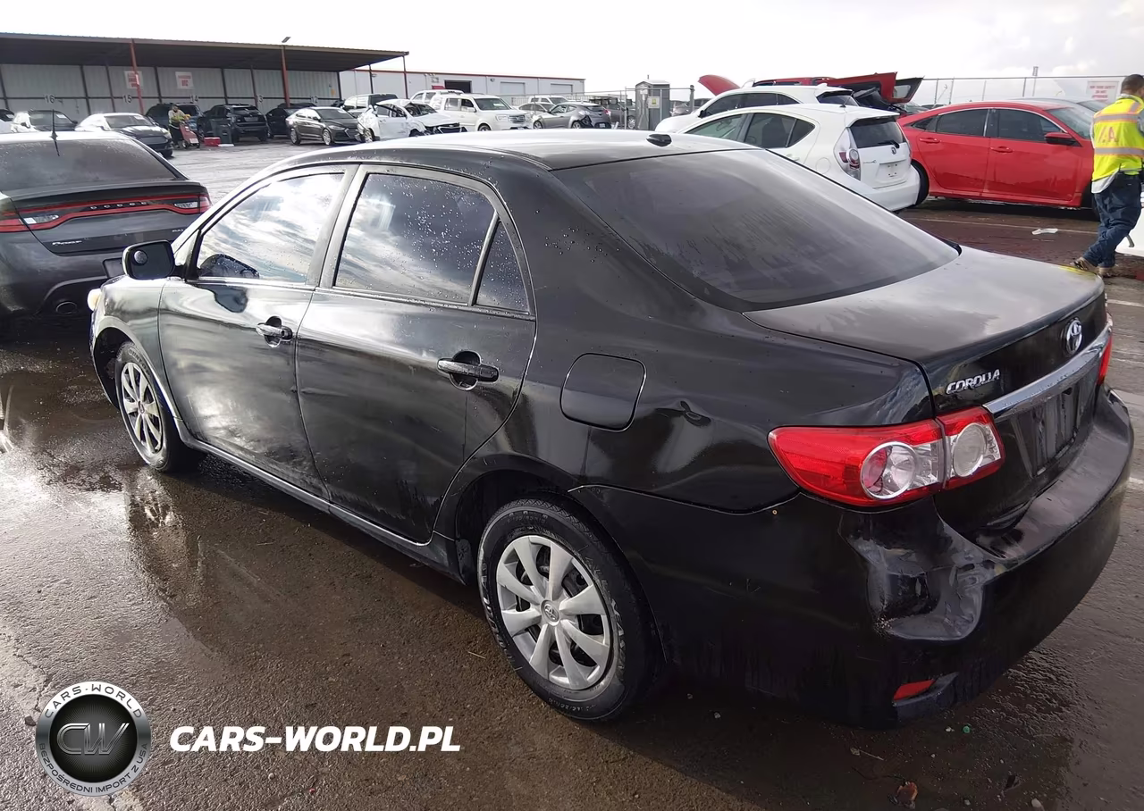 2011 Toyota Corolla Le VIN:JTDBU4EE1BJ088580 - 3