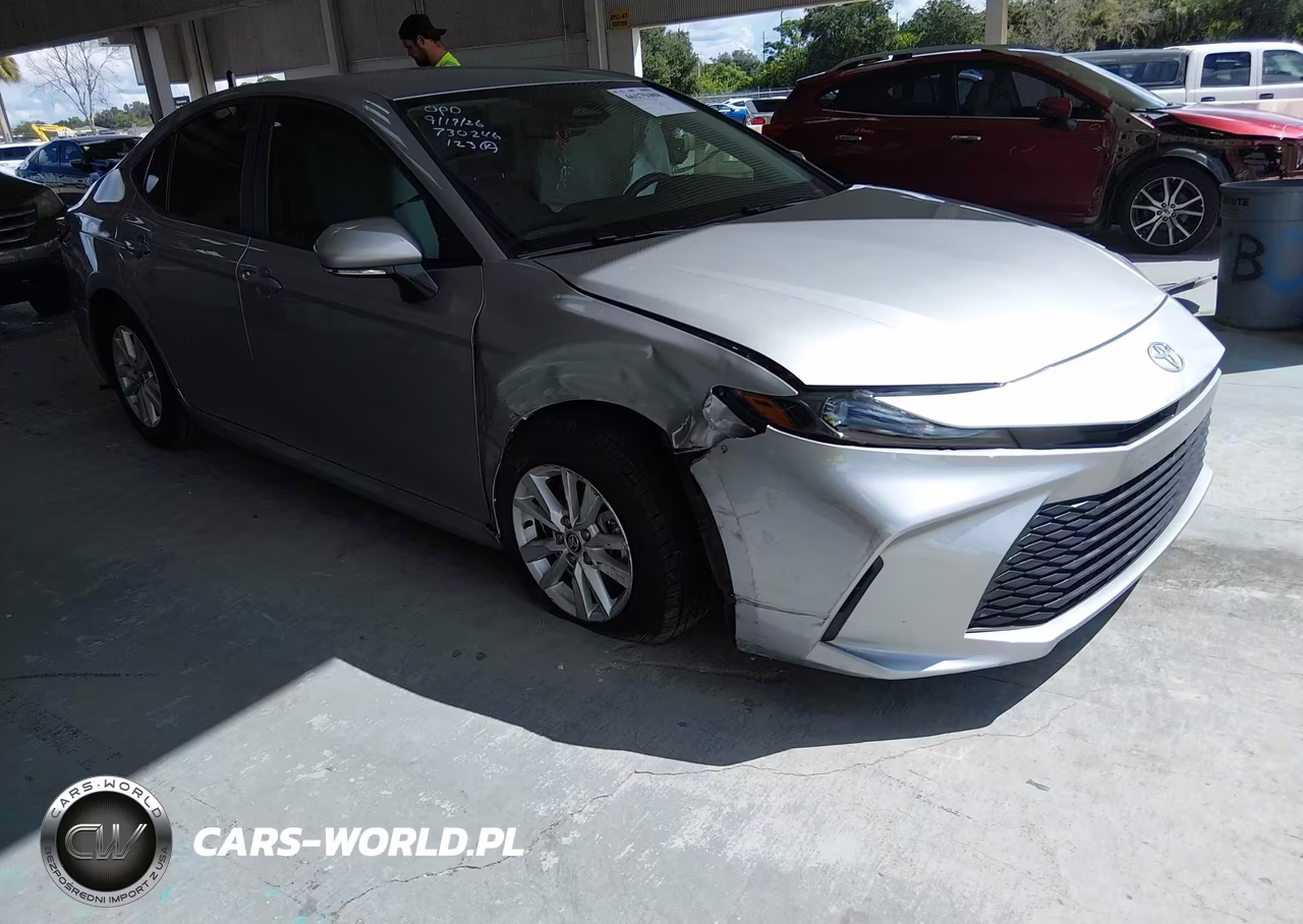 2025 Toyota Camry Le