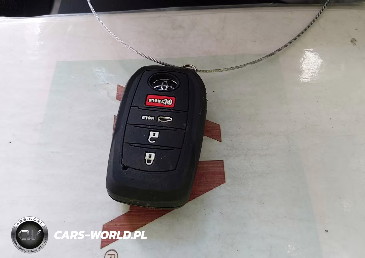 2025 Toyota Camry Le VIN:4T1DAACK4SU542470 - 11