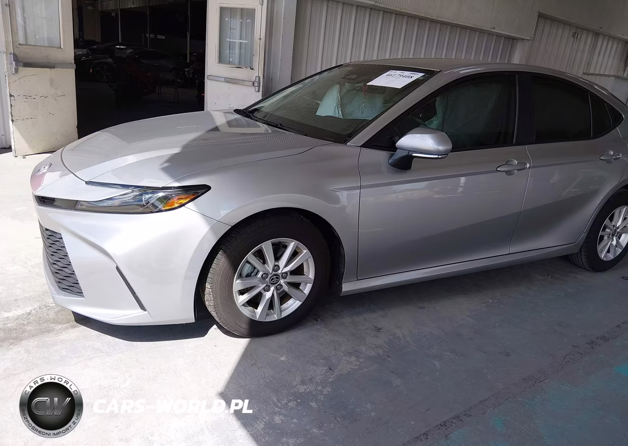 2025 Toyota Camry Le VIN:4T1DAACK4SU542470 - 2