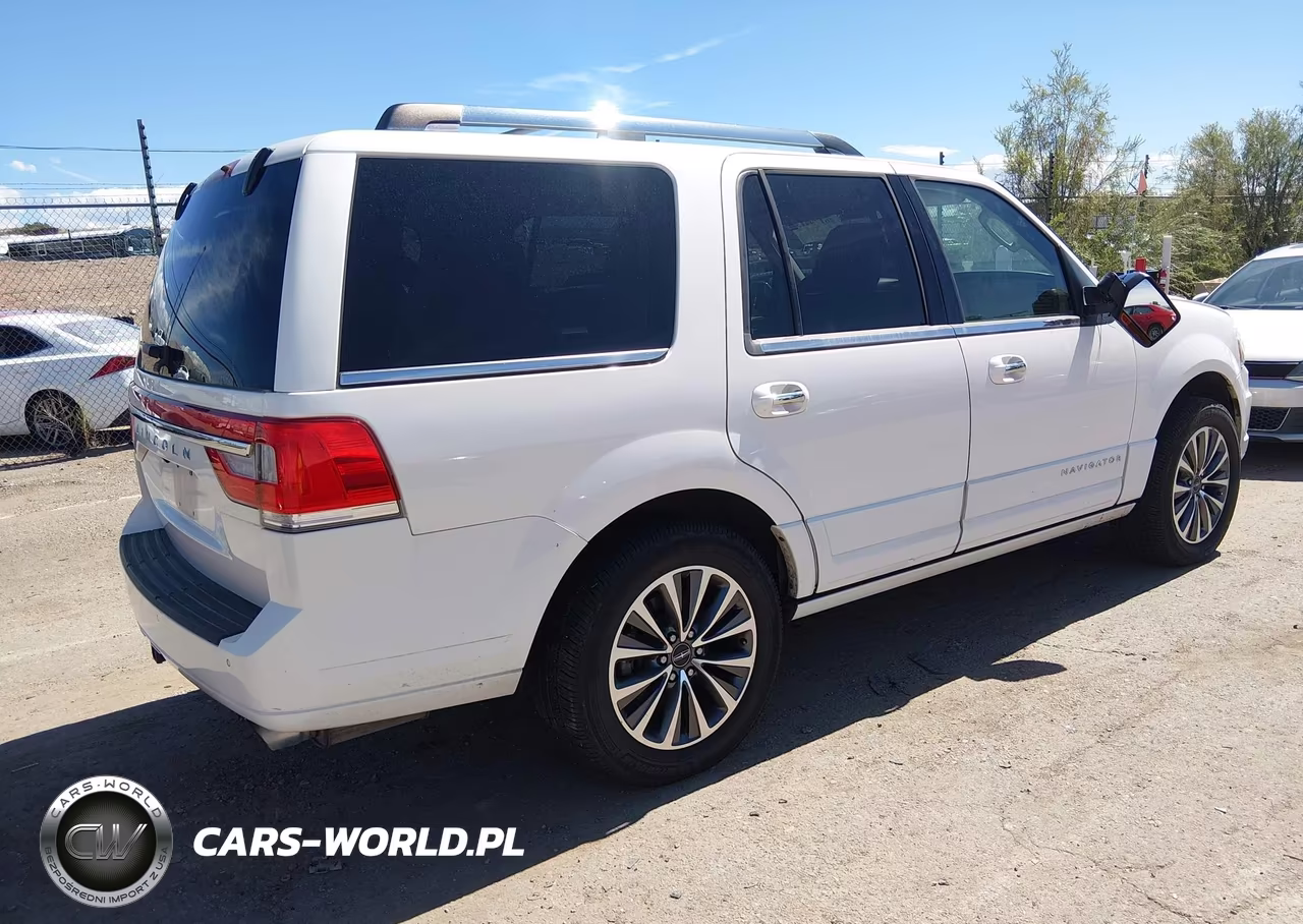 2016 Lincoln Navigator Select VIN:5LMJJ2HT2GEL05890 - 4
