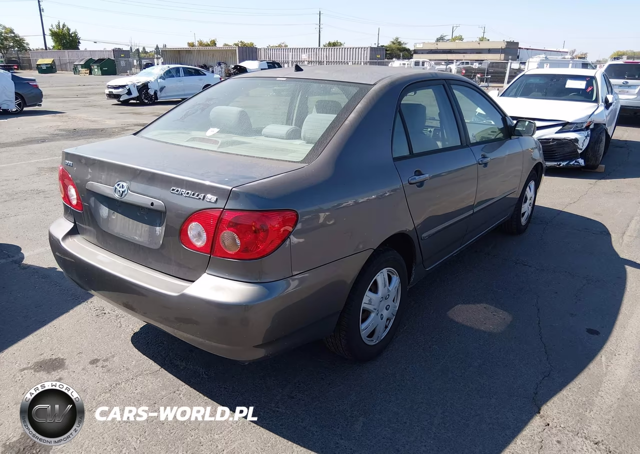 2005 Toyota Corolla Le VIN:1NXBR32E05Z550870 - 4