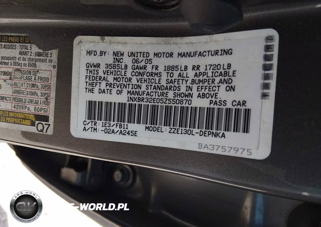 2005 Toyota Corolla Le VIN:1NXBR32E05Z550870 - 9