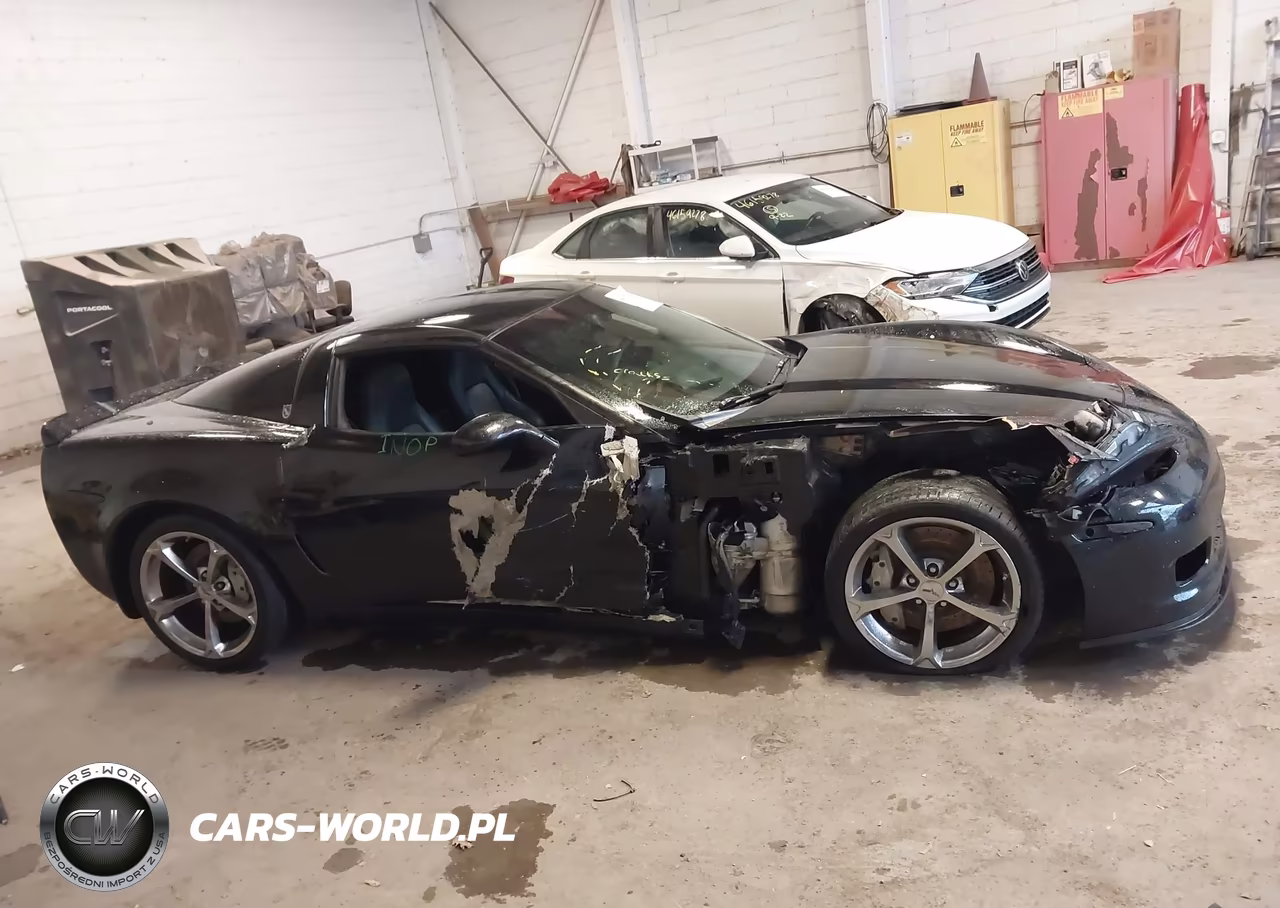 2011 Chevrolet Corvette Grand Sport VIN:1G1YS2DW8B5106296 - 13