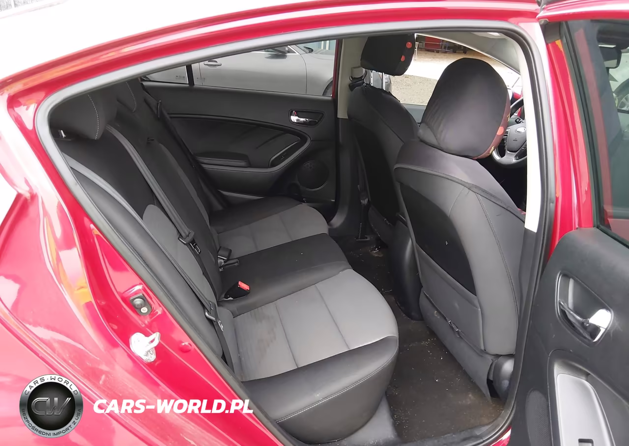 2015 Kia Forte Lx VIN:KNAFX4A6XF5435214 - 8