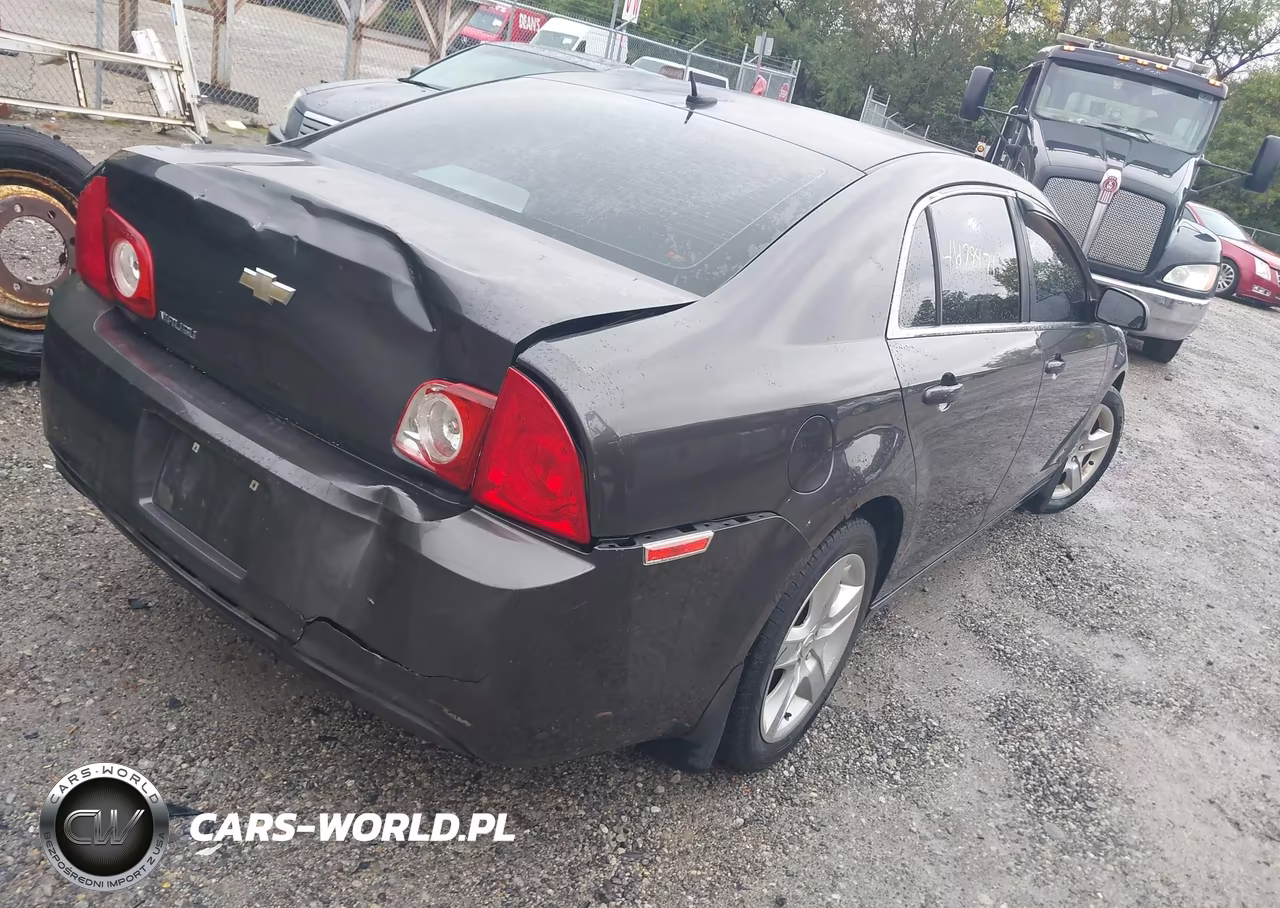 2011 Chevrolet Malibu Ls VIN:1G1ZB5E17BF214007 - 4