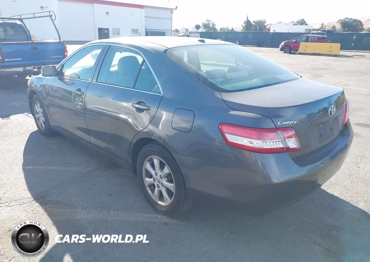 2011 Toyota Camry Le VIN:4T1BF3EK9BU729642 - 3