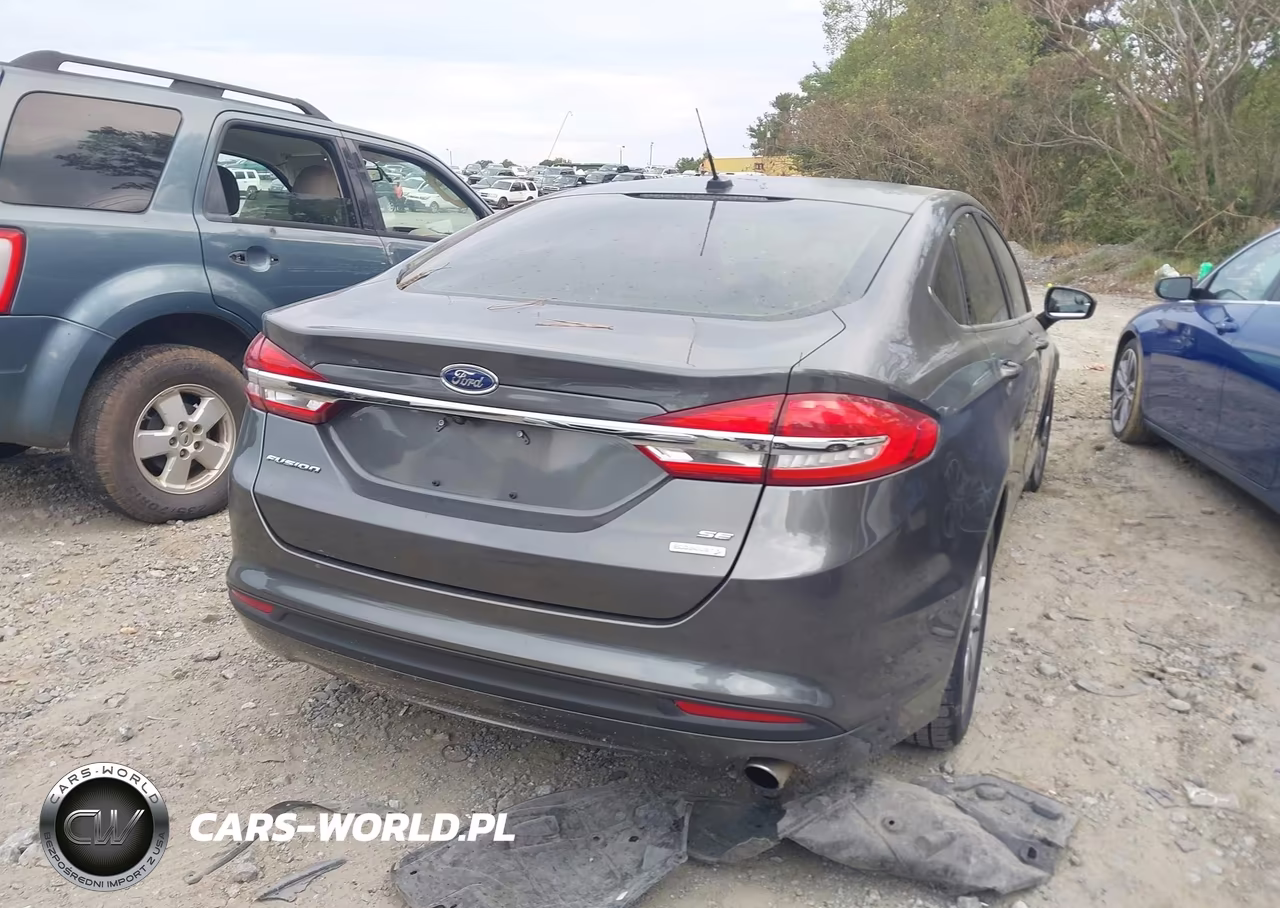 2017 Ford Fusion Se VIN:3FA6P0HD6HR375132 - 4