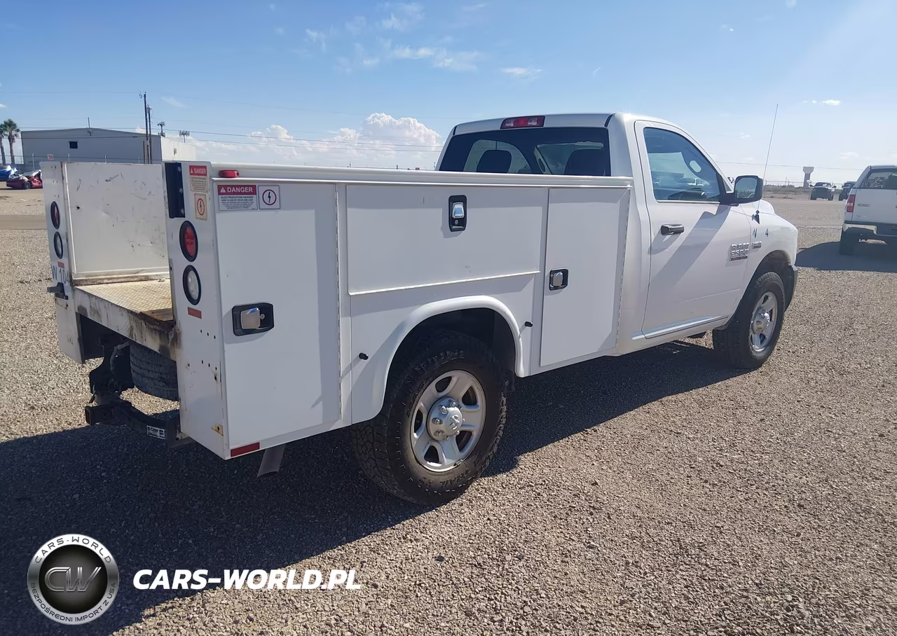 2015 Ram 2500 Tradesman VIN:3C7WR4AT1FG684659 - 4