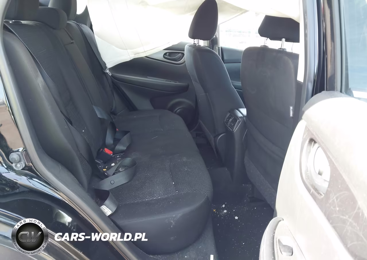 2019 Nissan Rogue Sport S VIN:JN1BJ1CR1KW348320 - 8