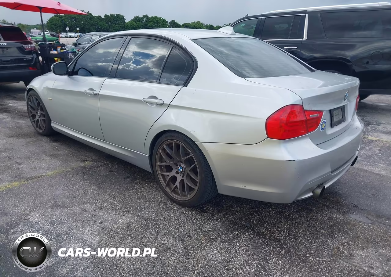 2011 BMW 335I VIN:WBAPM5C57BE576047 - 3