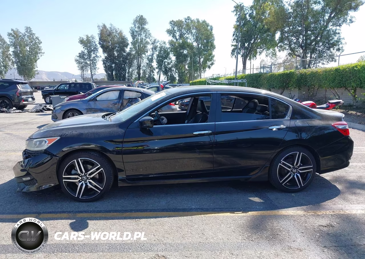 2017 Honda Accord Sport VIN:1HGCR2F53HA009123 - 14