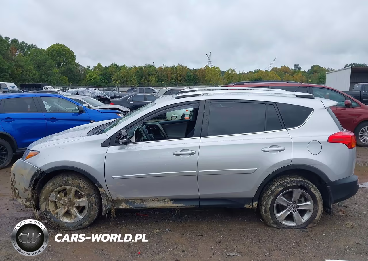 2015 Toyota Rav4 Xle VIN:2T3WFREV9FW215494 - 14