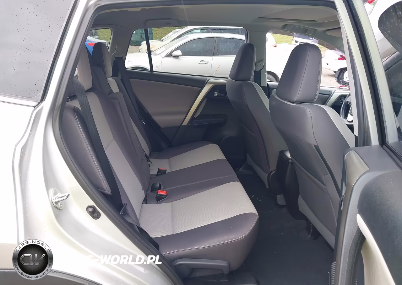 2015 Toyota Rav4 Xle VIN:2T3WFREV9FW215494 - 8