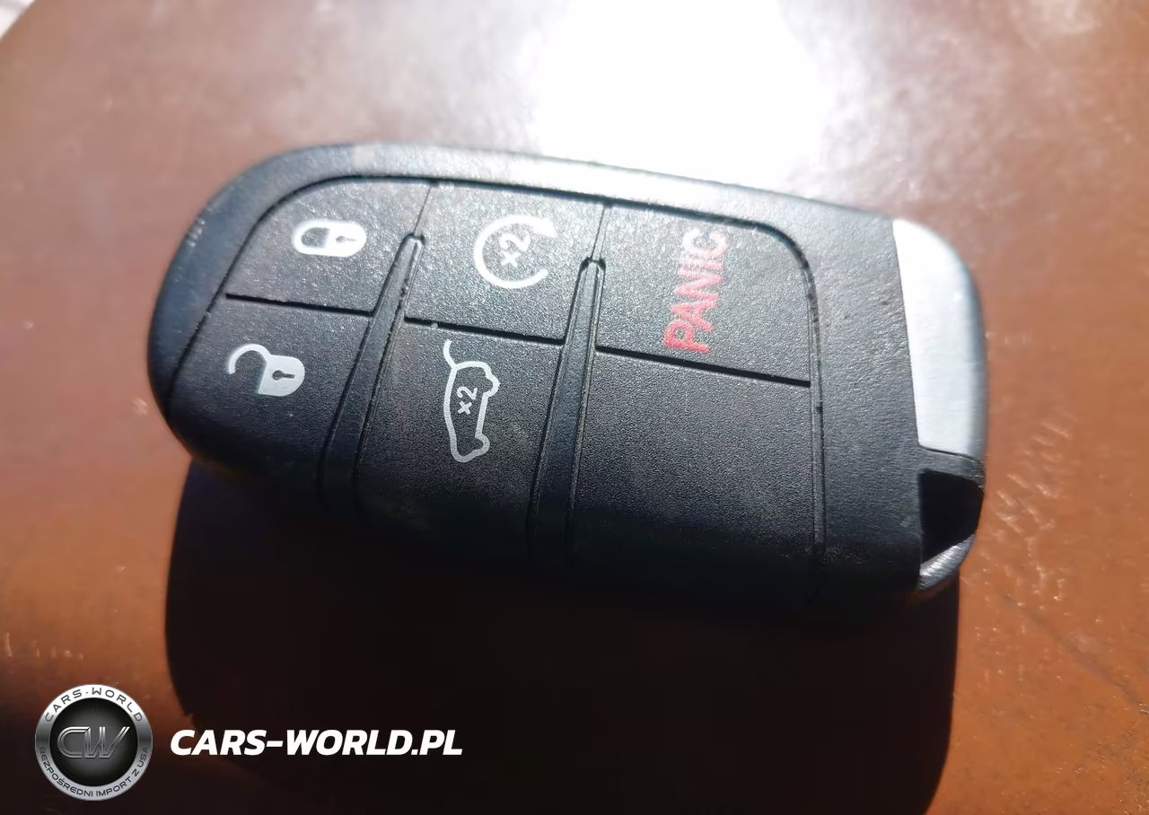 2015 Jeep Grand Cherokee Summit VIN:1C4RJFJG2FC918892 - 11