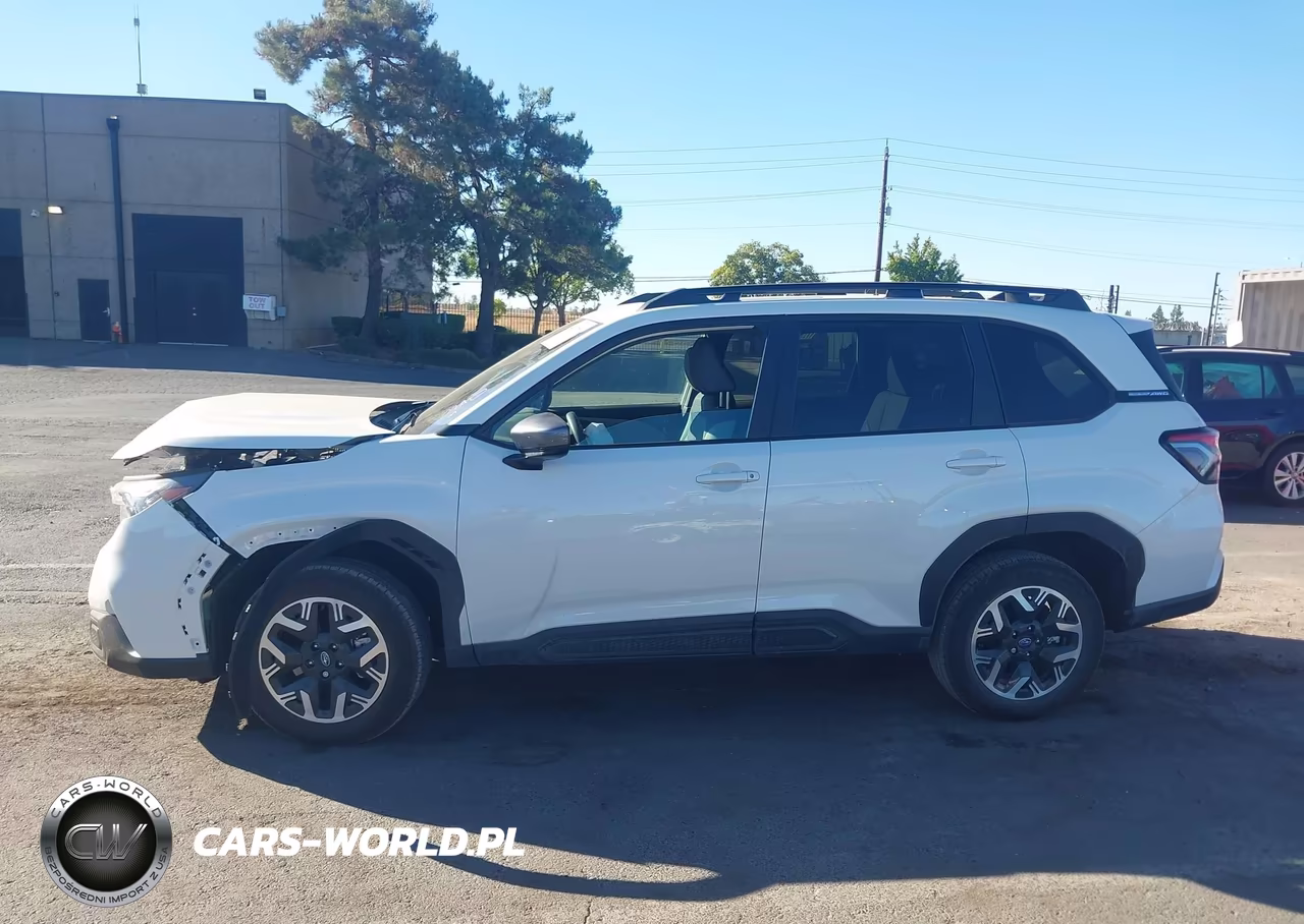 2026 Subaru Forester Premium VIN:4S4SLDB68T3094135 - 14