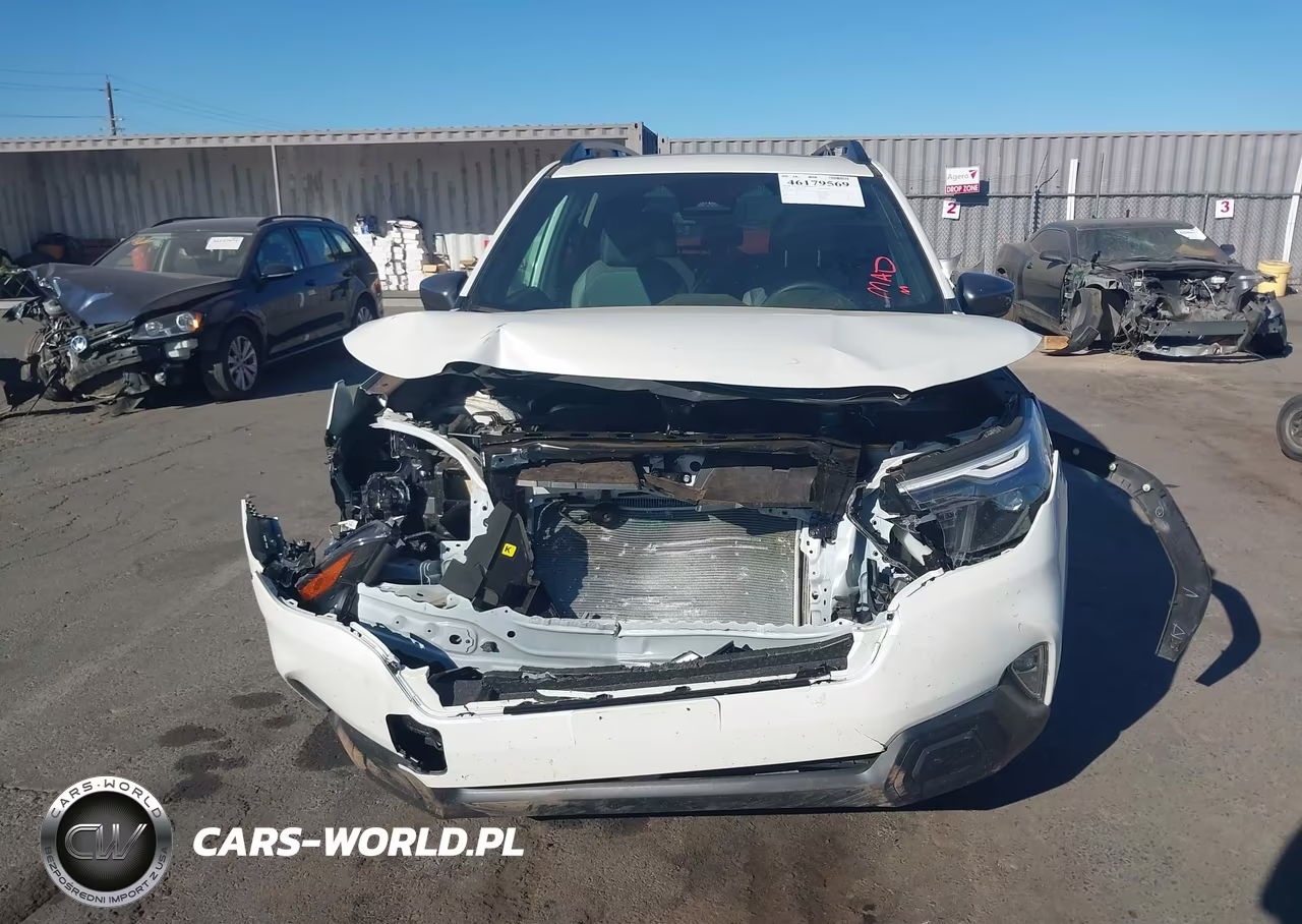 2026 Subaru Forester Premium VIN:4S4SLDB68T3094135 - 6