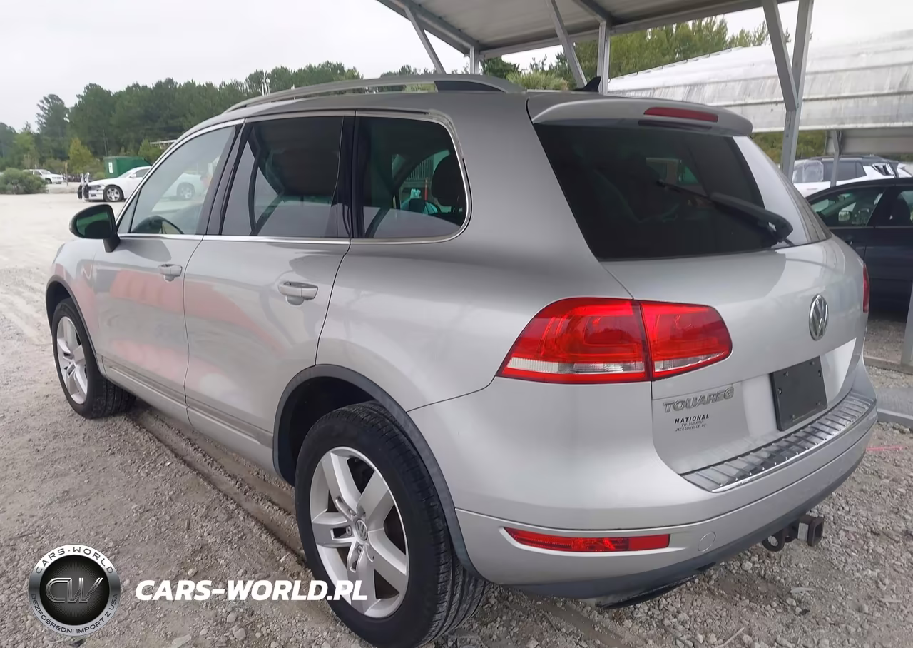 2011 Volkswagen Touareg Vr6 Lux VIN:WVGFF9BP4BD000856 - 3