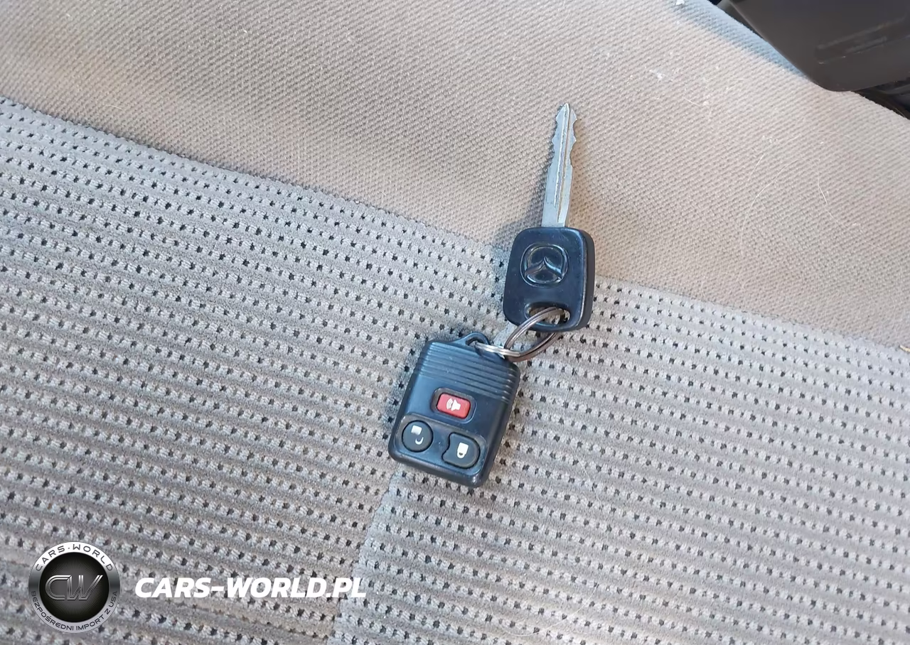 2004 Mazda Tribute Lx V6 VIN:4F2YZ04194KM29031 - 11