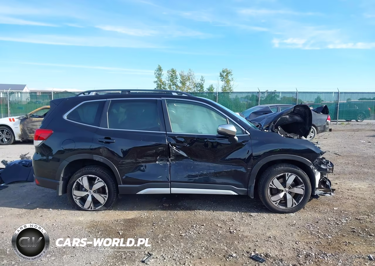 2020 Subaru Forester Touring VIN:JF2SKAXC0LH447766 - 13