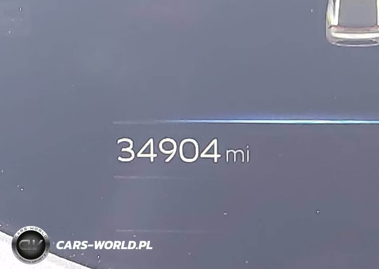 2025 Toyota Prius Limited Awd-E VIN:JTDADABU3S3027404 - 16