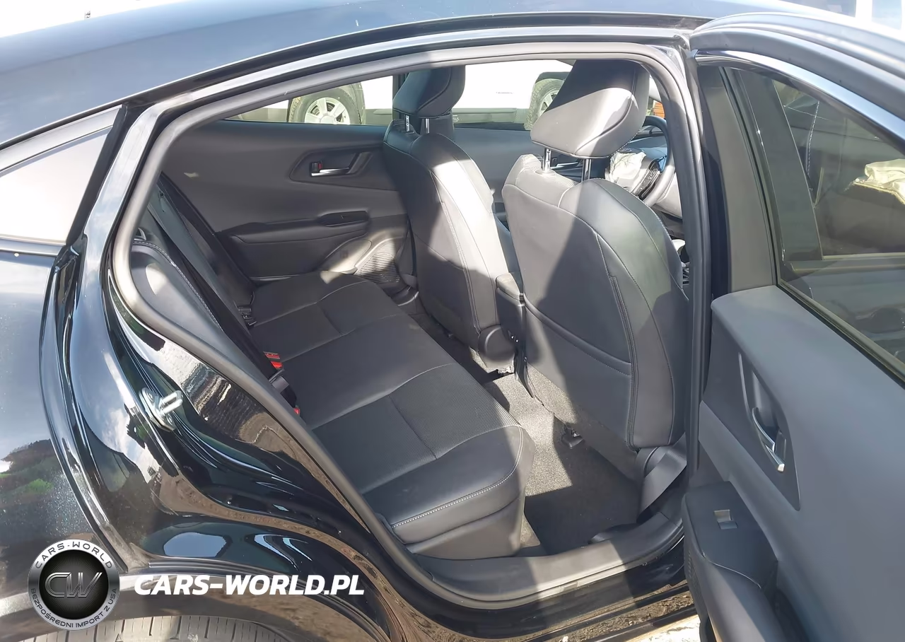 2025 Toyota Prius Limited Awd-E VIN:JTDADABU3S3027404 - 8