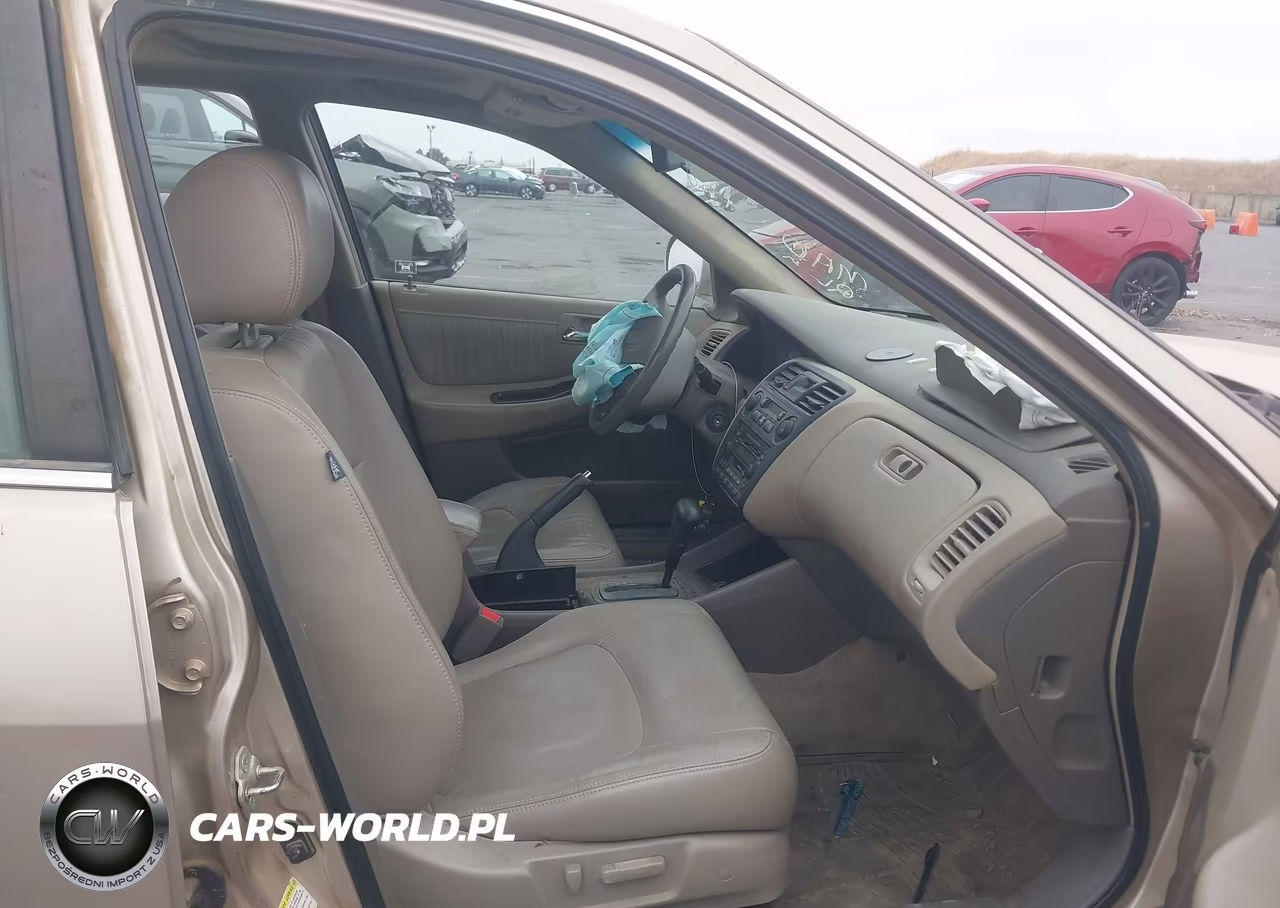 2001 Honda Accord 3.0 Ex VIN:1HGCG16501A083153 - 5