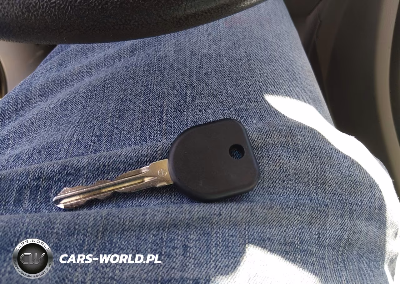 2007 Chevrolet Equinox Ls VIN:2CNDL13F676061624 - 11