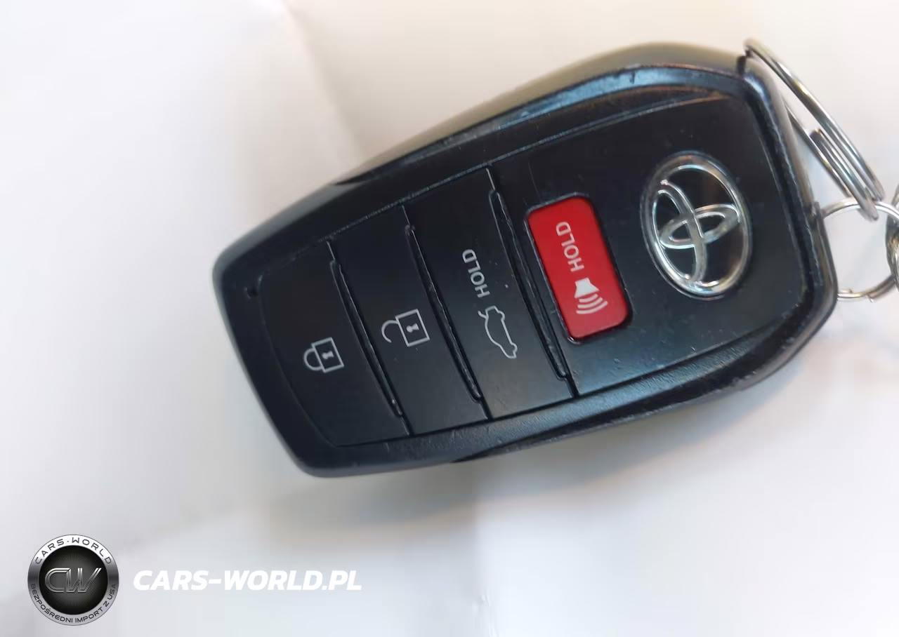 2025 Toyota Camry Le VIN:4T1DBADK1SU034629 - 11