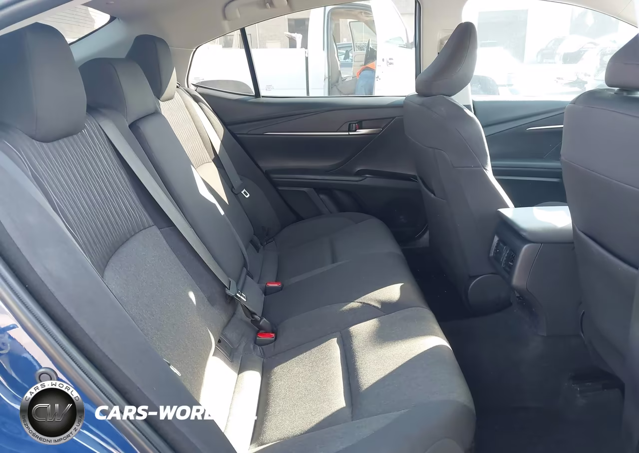 2025 Toyota Camry Le VIN:4T1DBADK1SU034629 - 8