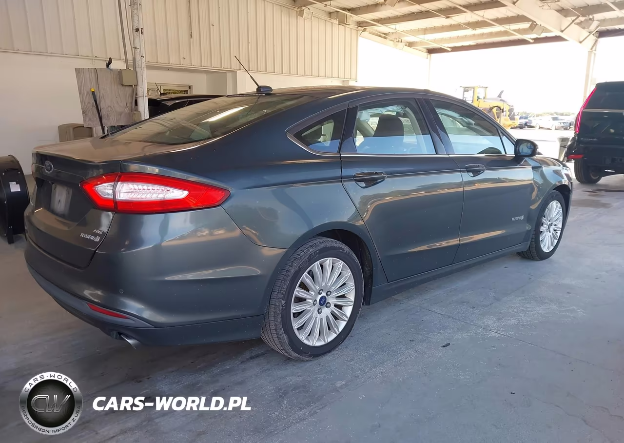 2015 Ford Fusion Hybrid Se VIN:3FA6P0LUXFR266287 - 4