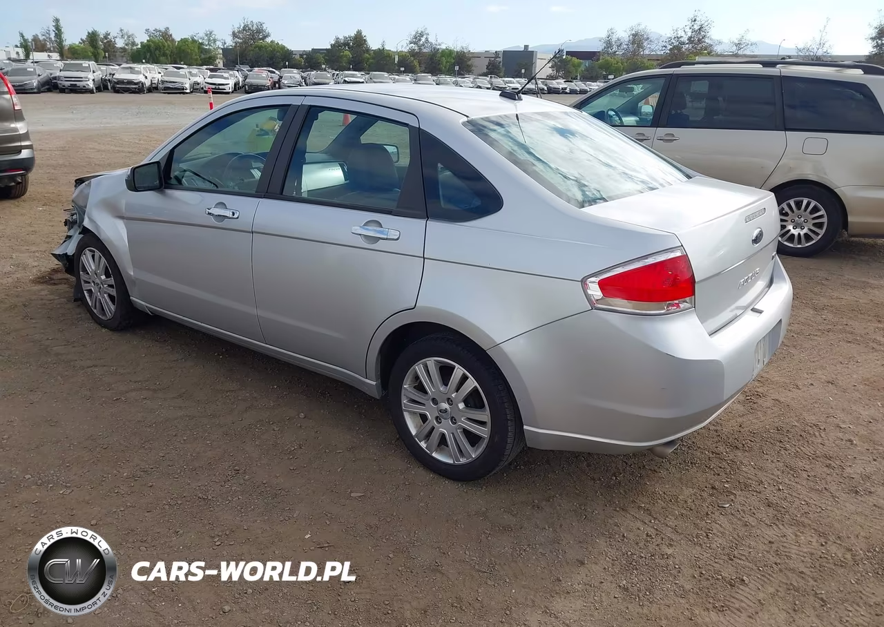2010 Ford Focus Sel VIN:1FAHP3HN6AW177026 - 3
