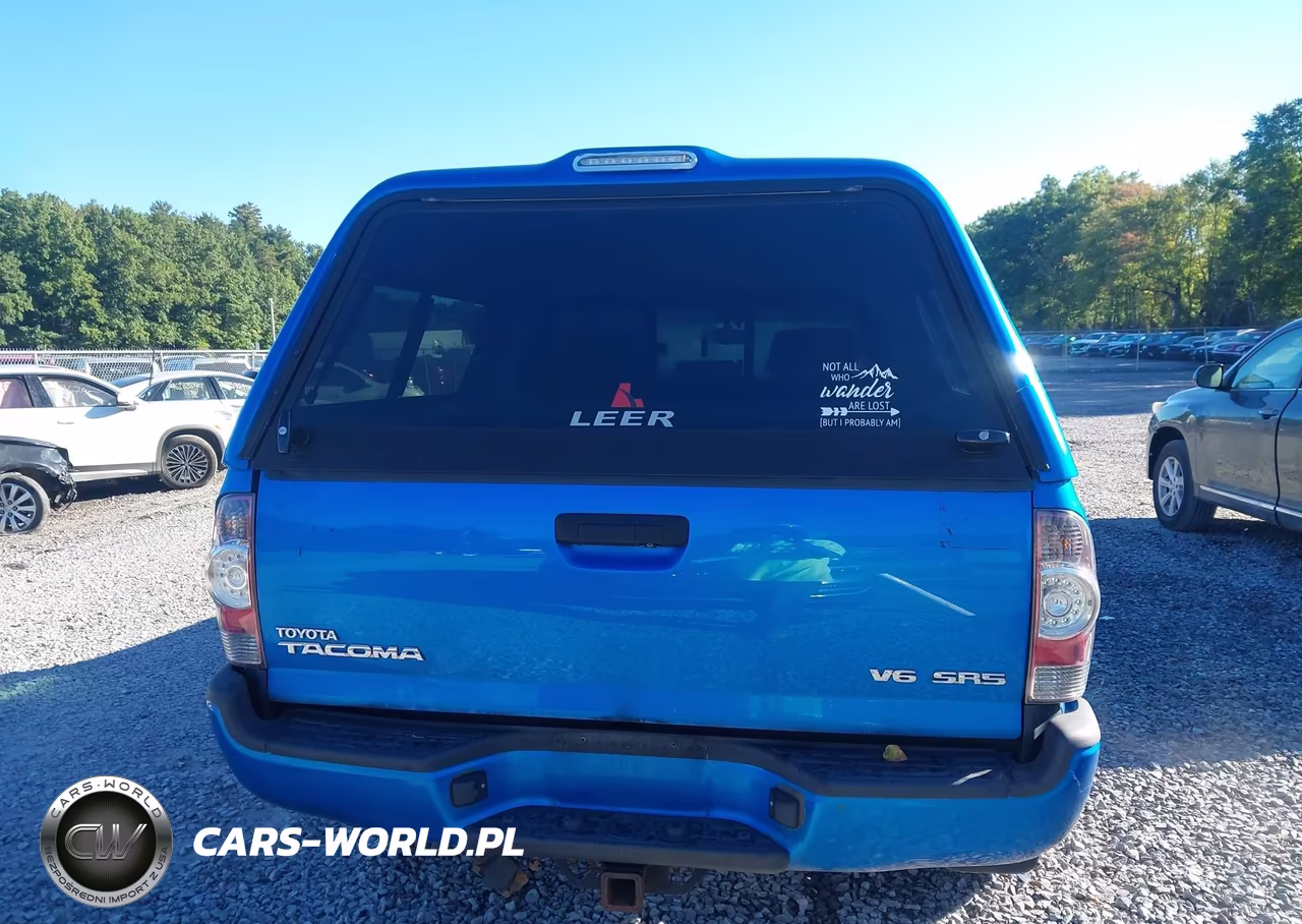 2009 Toyota Tacoma Base V6 VIN:3TMLU42N89M037003 - 16