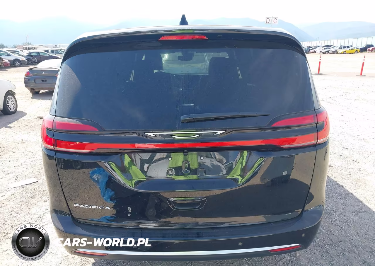 2027 Chrysler Pacifica VIN:2C4RC1BG8VR562675 - 17