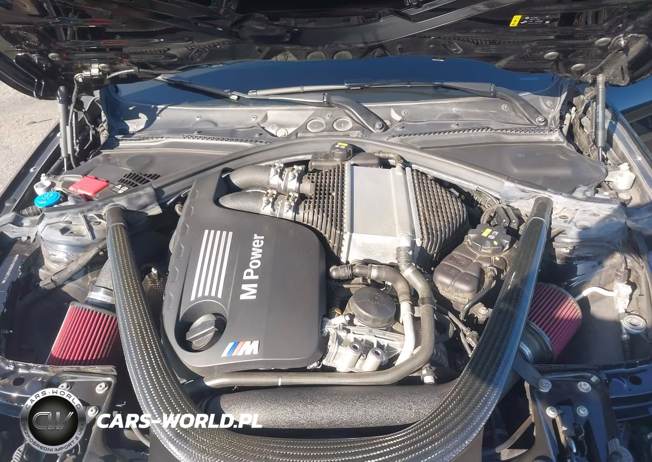 2019 BMW M4 VIN:WBS4Y9C55KAG67743 - 10