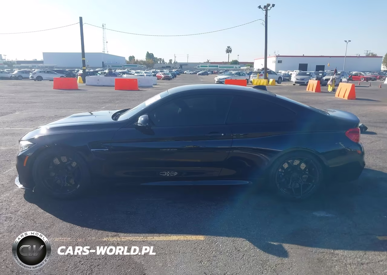 2019 BMW M4 VIN:WBS4Y9C55KAG67743 - 14